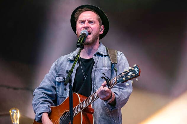 Johannes Oerding live beim Vor Deiner Tür Open Air im Steigerwaldstadion. Erfurt, 23.08.2021
