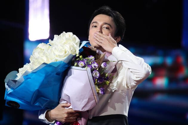 SOCHI, RUSSIA - AUGUST 25, 2021: Guest singer Dimash Kudaibergen in a gala concert on the closing day of the 2021 New Wave Song Contest, an international competition for young pop music performers. Eleven singers representing nine countries took part in the contest, which ran from 19 to 25 August. Vyacheslav Prokofyev TASS  TS10DC95