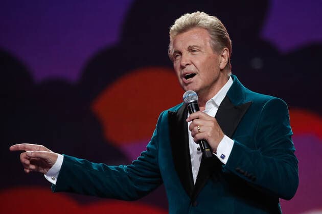 SOCHI, RUSSIA - AUGUST 25, 2021: Guest singer Lev Leshchenko performs in a gala concert on the closing day of the 2021 New Wave Song Contest, an international competition for young pop music performers. Eleven singers representing nine countries took part in the contest, which ran from 19 to 25 August. Vyacheslav Prokofyev TASS  TS10DCB3