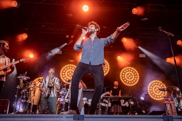 Alvaro Soler live beim Vor Deiner Tür Open Air im Steigerwaldstadion. Erfurt, 25.08.2021