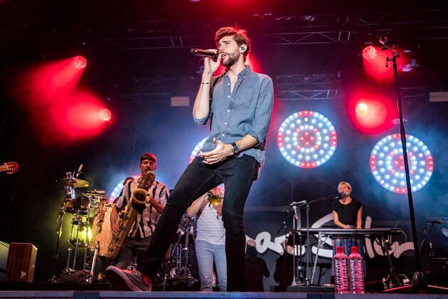 Alvaro Soler live beim Vor Deiner Tür Open Air im Steigerwaldstadion. Erfurt, 25.08.2021