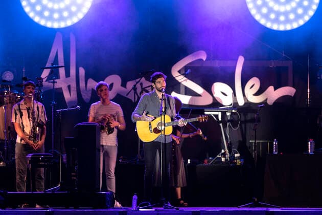 Alvaro Soler live beim Vor Deiner Tür Open Air im Steigerwaldstadion. Erfurt, 25.08.2021