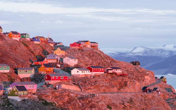 Small town Uummannaq in the north of west greenland. America, North America, Greenland, Denmark RoyaltyxFree 1028_RF_12_MZW16007