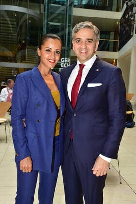 Gustav Heinemann Bürgerpreis 2021 Sawsan Chebli, SPD mit Ehemann Nizar Maarouf Verleihung des Gustav-Heinemann Bürgerpreises im Atrium des Willy-Brandt-Haus in Berlin am 26.08.2021