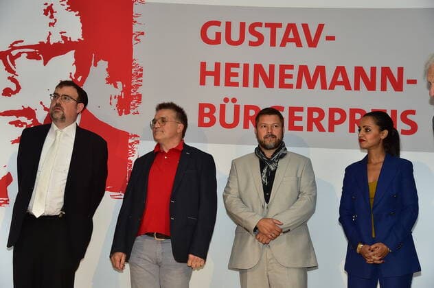 Gustav Heinemann Bürgerpreis 2021 Elias Dray, Peter Conrad, Ender Cetin, Sawsan Chebli Verleihung des Gustav-Heinemann Bürgerpreises im Atrium des Willy-Brandt-Haus in Berlin am 26.08.2021