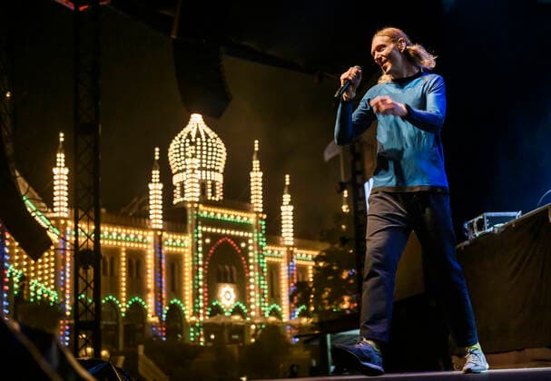 Det danske band When Saints Go Machine med Nikolaj Manuel Vonsild i front spiller op til Havefest paa Plaenen i Tivoli fredag den 27. august 2021. Havefest afloeser Fredagsrock, der er aflyst paa grund af Covid-19 Coronakrisen. , Copenhagen Copyright: TorbenxChristensen TorbenxChristensenx COP114 spdk20210828-010524-L