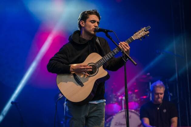 Myle als Support von Alvaro Soler auf dem 5. Zeltfestival Rhein-Neckar Myle auf dem 5. Zeltfestival Rhein-Neckar in Mannheim. Mannheim Zeltfestival Rhein-Neckar Baden-Württemberg