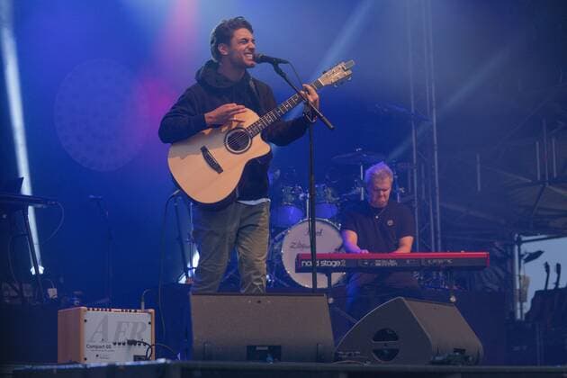 Myle als Support von Alvaro Soler auf dem 5. Zeltfestival Rhein-Neckar Myle auf dem 5. Zeltfestival Rhein-Neckar in Mannheim. Mannheim Zeltfestival Rhein-Neckar Baden-Württemberg