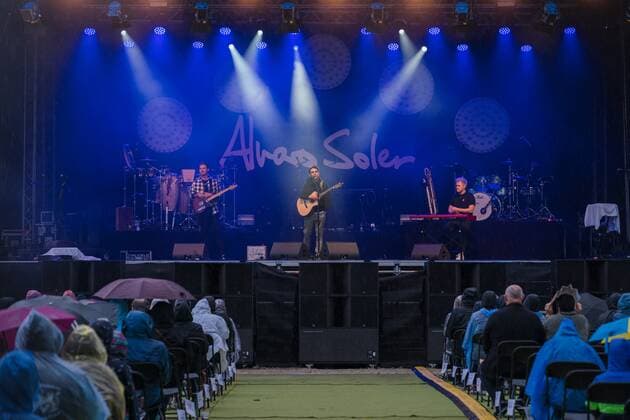 Myle als Support von Alvaro Soler auf dem 5. Zeltfestival Rhein-Neckar Myle auf dem 5. Zeltfestival Rhein-Neckar in Mannheim. Mannheim Zeltfestival Rhein-Neckar Baden-Württemberg