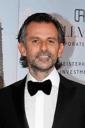 Niclas Castello, der Künstler und Ehemann von Sylvie Meis bei der Europäischer Kulturpreis Gala Verleihung am 28.08.2021 im Opernhaus in Bonn Europäischer Kulturpreis Verleihung 2021 in Bonn