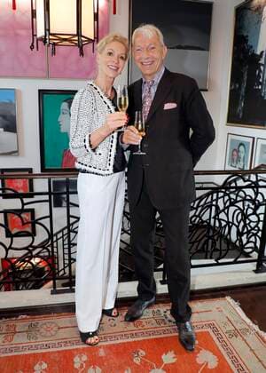 Grit Weiss, Joe Groebel bei der Gala Verleihung Ehrenpreis fuer Mario Adorf im China Club Berlin.