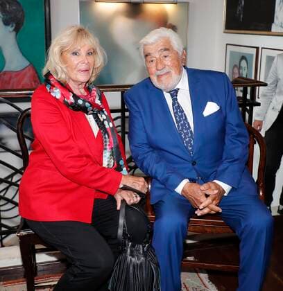 Monique Faye, Mario Adorf bei der Gala Verleihung Ehrenpreis fuer Mario Adorf im China Club Berlin.