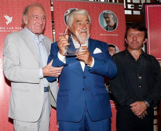 Michael Mendl, Mario Adorf, David Bennent bei der Gala Verleihung Ehrenpreis fuer Mario Adorf im China Club Berlin.