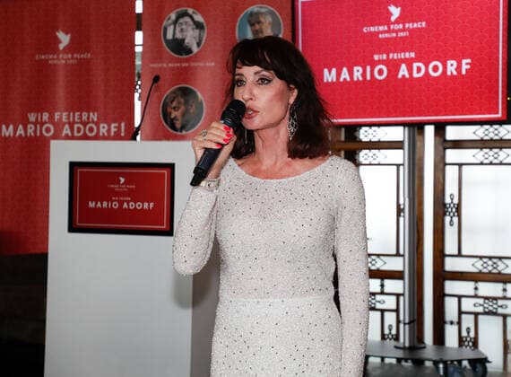 Anna Maria Kaufmann bei der Gala Verleihung Ehrenpreis fuer Mario Adorf im China Club Berlin.