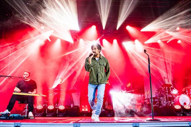 Max Giesinger live beim Vor Deiner Tür Open Air im Steigerwaldstadion. Erfurt, 29.08.2021