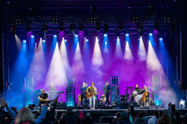 Max Giesinger live beim Vor Deiner Tür Open Air im Steigerwaldstadion. Erfurt, 29.08.2021
