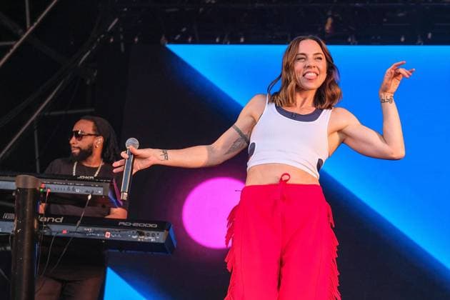 August 29, 2021, Portsmouth, United Kingdom: Melanie Jayne Chisholm, better known as Melanie C or Mel C performs live on stage at the Victorious Festival. Portsmouth United Kingdom - ZUMAs197 20210829_zaa_s197_270 Copyright: xDawnxFletcher-Parkx
