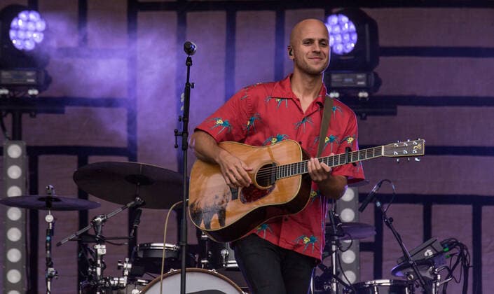 Milow - Strandkorb Open Air Milow - Strandkorb Open Air in Wetzlar auf dem Festplatz Finsterloh. Wetzlar Strandkorb Open Air Hessen
