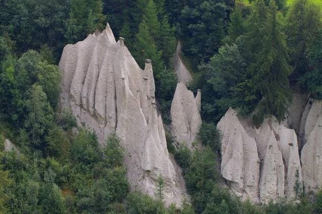  terenten earth pyramids - terenten hoodoo, 17.02.2016 07:44:21, Copyright: xLianeMx Panthermedia16079153