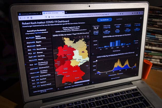 Coronavirus in Deutschland - Covid-19-Dashboard des Robert Koch-Institut 02.09.2021: Robert Koch-Institut: 7-Tage-Inzidenz 76,9. 7-Tage-Fallzahl 63.942. COVID-19-Fälle 3.970.102. Zugang um 13.715 gegenüber dem Vortag. COVID-19-Todesfälle 92.256. Zugang um 33 gegenüber dem Vortag.