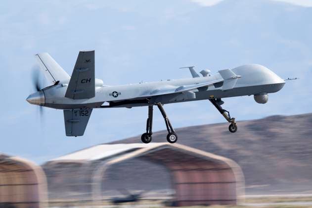 STYLELOCATIONA U.S. Air Force MQ-9 Reaper drone assigned to the 432nd Wing, takes off from the flight-line at Creech Air Force Base September 1, 2021 in Indian Springs, Nevada. Indian Springs United States of America - ZUMAp138 20210901_zaa_p138_009 Copyright: xTsgt.xEmersonxNunez UsxAirx