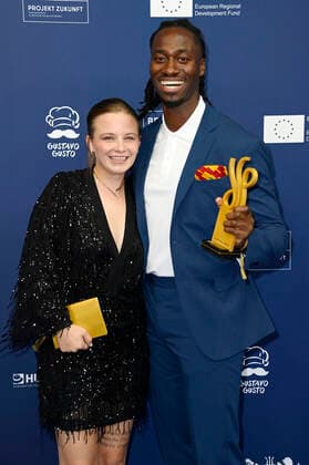 Jasna Fritzi Bauer und Eugene Boateng bei der Verleihung des Deutschen Schauspielpreises 2021 im Restaurant Spindler & Klatt. Berlin, 03.09.2021