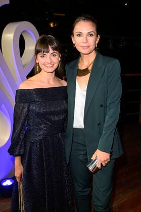 Paula Schramm und Nadine Warmuth bei der Verleihung des Deutschen Schauspielpreises 2021 im Restaurant Spindler & Klatt. Berlin, 03.09.2021