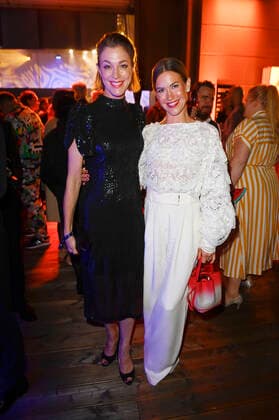 Julia Stinshoff und Wolke Hegenbarth bei der Verleihung des Deutschen Schauspielpreises 2021 im Restaurant Spindler & Klatt. Berlin, 03.09.2021