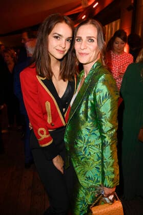 Luise Befort und Nadine Heidenreich bei der Verleihung des Deutschen Schauspielpreises 2021 im Restaurant Spindler & Klatt. Berlin, 03.09.2021