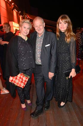 Maren Muntenbeck, Leonard Lansink und Ina Paule Klink bei der Verleihung des Deutschen Schauspielpreises 2021 im Restaurant Spindler & Klatt. Berlin, 03.09.2021