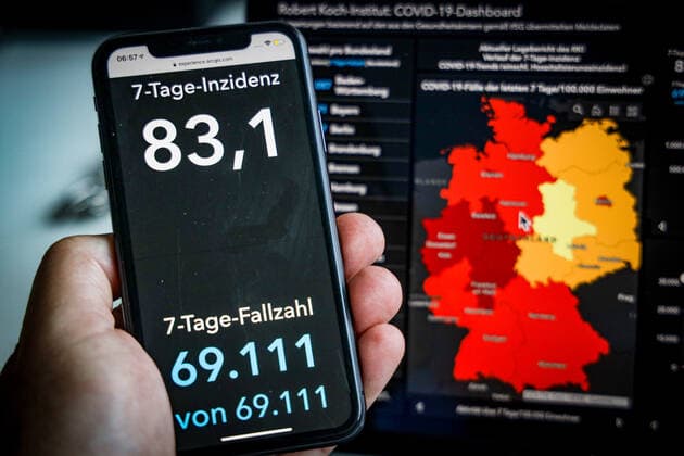 Coronavirus in Deutschland - Covid-19-Dashboard des Robert Koch-Institut 05.09.2021: Robert Koch-Institut: 7-Tage-Inzidenz 83,1. 7-Tage-Fallzahl 69.111. COVID-19-Fälle 4.005.641. Zugang um 10.453 gegenüber dem Vortag. COVID-19-Todesfälle 92.346. Zugang um 21 gegenüber dem Vortag.