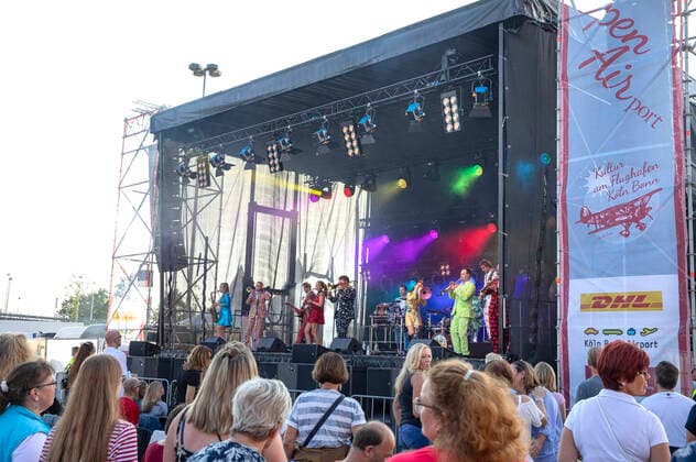 Druckluft live beim Üvverm Horizont Konzert auf dem OpenAir-Port Festival 2021 am Flughafen Köln Bonn. Köln, 04.09.2021