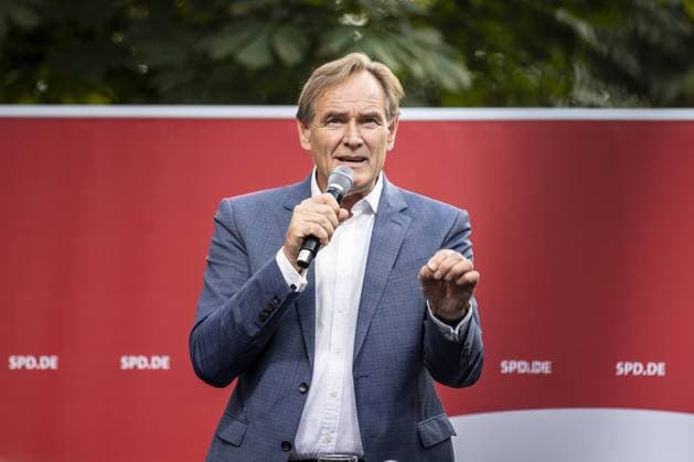 Burkhard Jung, Oberbuergermeister von Leipzig, aufgenommen im Rahmen des Sommerfestes der SPD Leipzig, 05.09.2021. Leipzig Deutschland