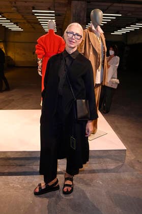 Christiane Arp bei der Gruppenausstellung des Kulturformats Der Berliner Salon auf der MBFW im Rahmen der Fashion Week Berlin Spring Summer 2022 im Kraftwerk Berlin. Berlin, 06.09.2021