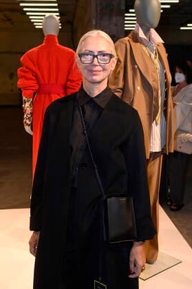 Christiane Arp bei der Gruppenausstellung des Kulturformats Der Berliner Salon auf der MBFW im Rahmen der Fashion Week Berlin Spring Summer 2022 im Kraftwerk Berlin. Berlin, 06.09.2021