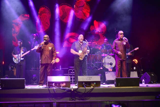 MIRAMAR, FLORIDA - SEPTEMBER 03: Walter Scott and Leaveil Degree of The Whispers perform on stage during Classically Yours The Superstars of Soul & R&B at Miramar Regional Park Amphitheater on September 03, 2021 in Miramar, Florida. Copyright: xmpi10x