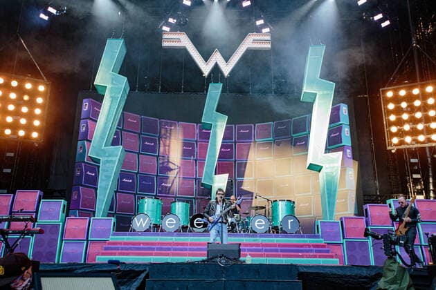 September 6, 2021, Seattle, Washington, USA: Seattle, WA - SEPTEMBER 06, 2021 : Rock band Weezer performs to a sold out crowd during the Hella Mega Tour at T-Mobile Park on September 06, 202 1 in Seattle, Washington. Photo Xander Deccio imageSPACE Seattle USA - ZUMAs181 20210906_zea_s181_205 Copyright: xImagespacex