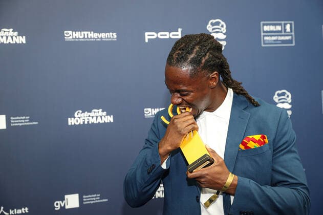 Verleihung DEUTSCHER SCHAUSPIELPREIS 2021 Preisträger Eugene Boateng Verleihung Deutscher Schauspielpreis 2021 im Spindler und Klatt in Berlin Copyright: xEventpressxRadkex