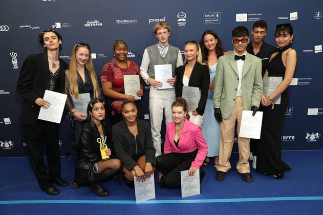 Verleihung DEUTSCHER SCHAUSPIELPREIS 2021 Preisträger Ensemlepreis ö DRUCK ö Verleihung Deutscher Schauspielpreis 2021 im Spindler und Klatt in Berlin Copyright: xEventpressxRadkex