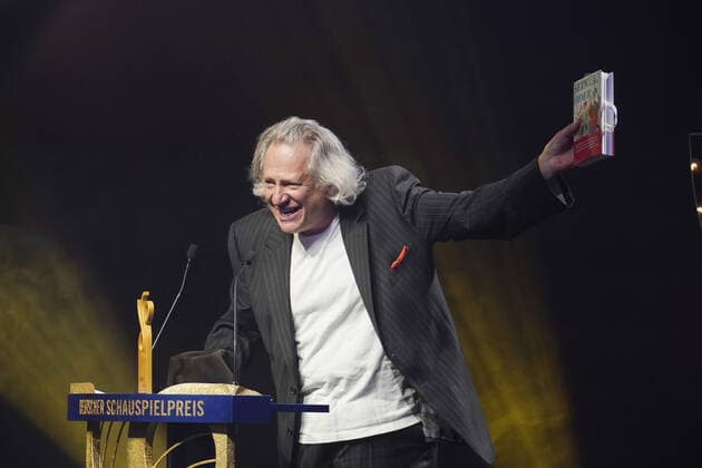 Verleihung DEUTSCHER SCHAUSPIELPREIS 2021 Klaus Pohl bei der Verleihung DEUTSCHER SCHAUSPIELPREIS 2021 im Spindler und Klatt in Berlin Copyright: xEventpressx