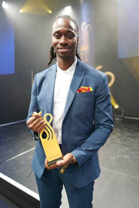 Verleihung DEUTSCHER SCHAUSPIELPREIS 2021 Eugene Boateng bei der Verleihung DEUTSCHER SCHAUSPIELPREIS 2021 im Spindler und Klatt in Berlin Copyright: xEventpressx