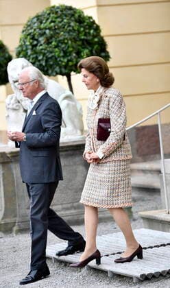 King Carl Gustaf of Sweden and Queen Silvia receive German President Frank Walter Steinmeier and Elke Büdenbender at Drottningholm Palace in Stockholm, Sweden, on Sept 08, 2021 The German Federal President is on a three day state visit to Sweden STOCKHOLM Sweden x10050x,  Copyright: xPontusxLundahl TTx SWEDEN GERMANY STATE VISIT DAY 2