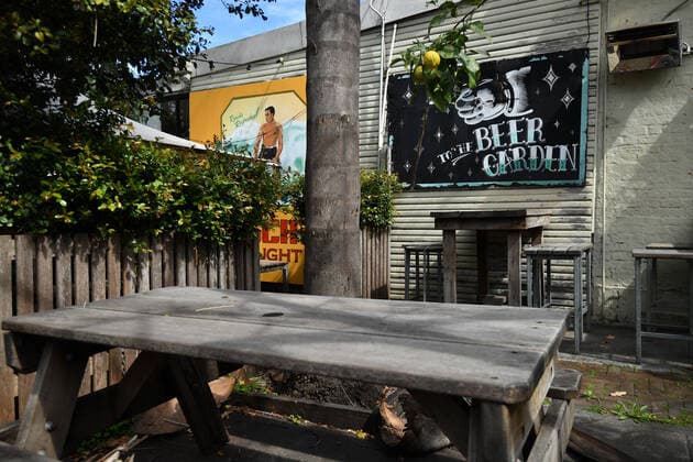 NSW CORONAVIRUS COVID19, Signage for a beer garden at a closed hotel in Newtown in Sydney, Thursday, September 9, 2021. Glebe, Waterloo, Redfern and Marrickville have been identified by health officials as suburbs of concern, with rising COVID-19 cases and low vaccination rates. ( NO ARCHIVING, EDITORIAL USE ONLY, NO USE IN BOOKS WITHOUT CONSENT SYDNEY NSW AUSTRALIA  Copyright: xJOELxCARRETTx 20210909001574169815