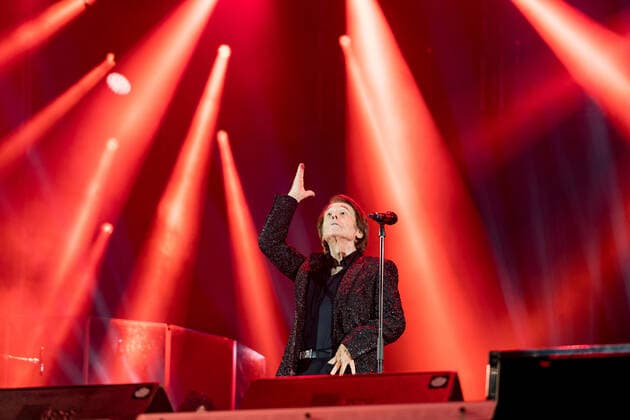 September 10, 2021, Valencia, Spain: The Spanish singer, Raphael performs on stage on his Tour 6.0 during the Nits al Carme concerts at the City of Arts and Sciences in Valencia..Miguel Rafael Martos Sanchez, better known as Raphael (Linares, Jaà n, Spain; May 5, 1943), is a Spanish singer and actor, recognized for being one of the forerunners of the romantic ballad in Spain and in Spanish-speaking countries Valencia Spain - ZUMAs197 20210910_zaa_s197_320 Copyright: xXiscoxNavarrox