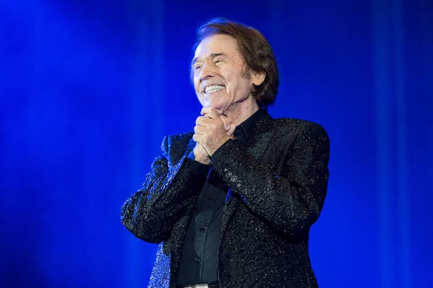 September 10, 2021, Valencia, Spain: The Spanish singer, Raphael performs on stage on his Tour 6.0 during the Nits al Carme concerts at the City of Arts and Sciences in Valencia..Miguel Rafael Martos Sanchez, better known as Raphael (Linares, Jaà n, Spain; May 5, 1943), is a Spanish singer and actor, recognized for being one of the forerunners of the romantic ballad in Spain and in Spanish-speaking countries Valencia Spain - ZUMAs197 20210910_zaa_s197_322 Copyright: xXiscoxNavarrox
