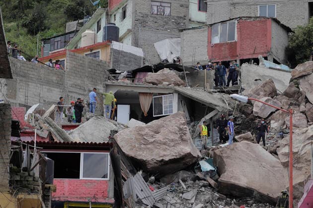 Landslide At Cerro Del Chiquihuite, Tlalnepantla De Baz, Mexico. View of Cerro del Chiquihuite, in Tlalnepantla, State of Mexico, where a landslide was recorded that buried several homes and cars in the area during the COVID-19 health emergency and the orange epidemiological traffic light in the municipality. Tlalnepantla de Baz, State of Mexico. Mexico vieyra-notitle210910_npgTJ  Copyright: xGerardoxVieyrax