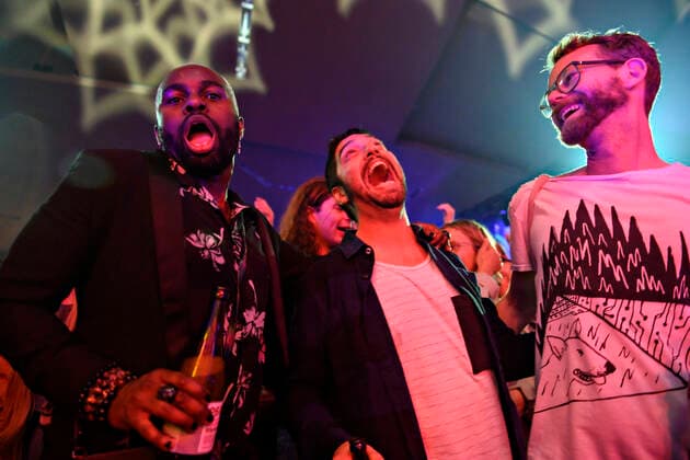 Publikum til Gruppen Kalaha paa scenen under P6 BEAT Rocker Koncerthuset loerdag den 11. september 2021. For ottende gang afholder P6 radiokanalen P6 BEAT Rocker Koncerthuset, hvor det ypperligste den danske musikscene kan praestere spiller live i DR Koncerthuset. Showet er ogsaa en markering af P6 BEATs 10 aars foedselsdag.. , Copenhagen