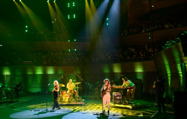 Gruppen Prisma paa scenen under P6 BEAT Rocker Koncerthuset loerdag den 11. september 2021. For ottende gang afholder P6 radiokanalen P6 BEAT Rocker Koncerthuset, hvor det ypperligste den danske musikscene kan praestere spiller live i DR Koncerthuset. Showet er ogsaa en markering af P6 BEATs 10 aars foedselsdag.. , Copenhagen