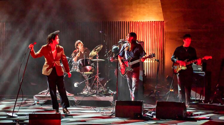 Gruppen Iceage paa scenen under P6 BEAT Rocker Koncerthuset loerdag den 11. september 2021. For ottende gang afholder P6 radiokanalen P6 BEAT Rocker Koncerthuset, hvor det ypperligste den danske musikscene kan praestere spiller live i DR Koncerthuset. Showet er ogsaa en markering af P6 BEATs 10 aars foedselsdag.. , Copenhagen