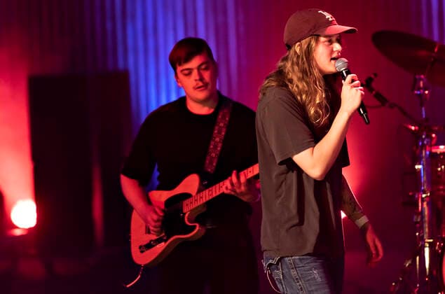 Girl in Red paa scenen under P6 BEAT Rocker Koncerthuset loerdag den 11. september 2021. For ottende gang afholder P6 radiokanalen P6 BEAT Rocker Koncerthuset, hvor det ypperligste den danske musikscene kan praestere spiller live i DR Koncerthuset. Showet er ogsaa en markering af P6 BEATs 10 aars foedselsdag.. , Copenhagen